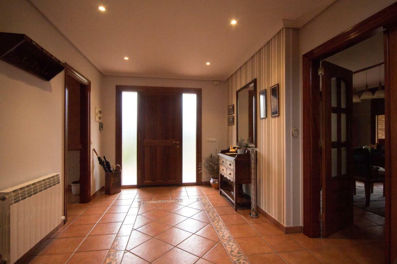 El Chalet Del Golf Urturi ภายนอก รูปภาพ